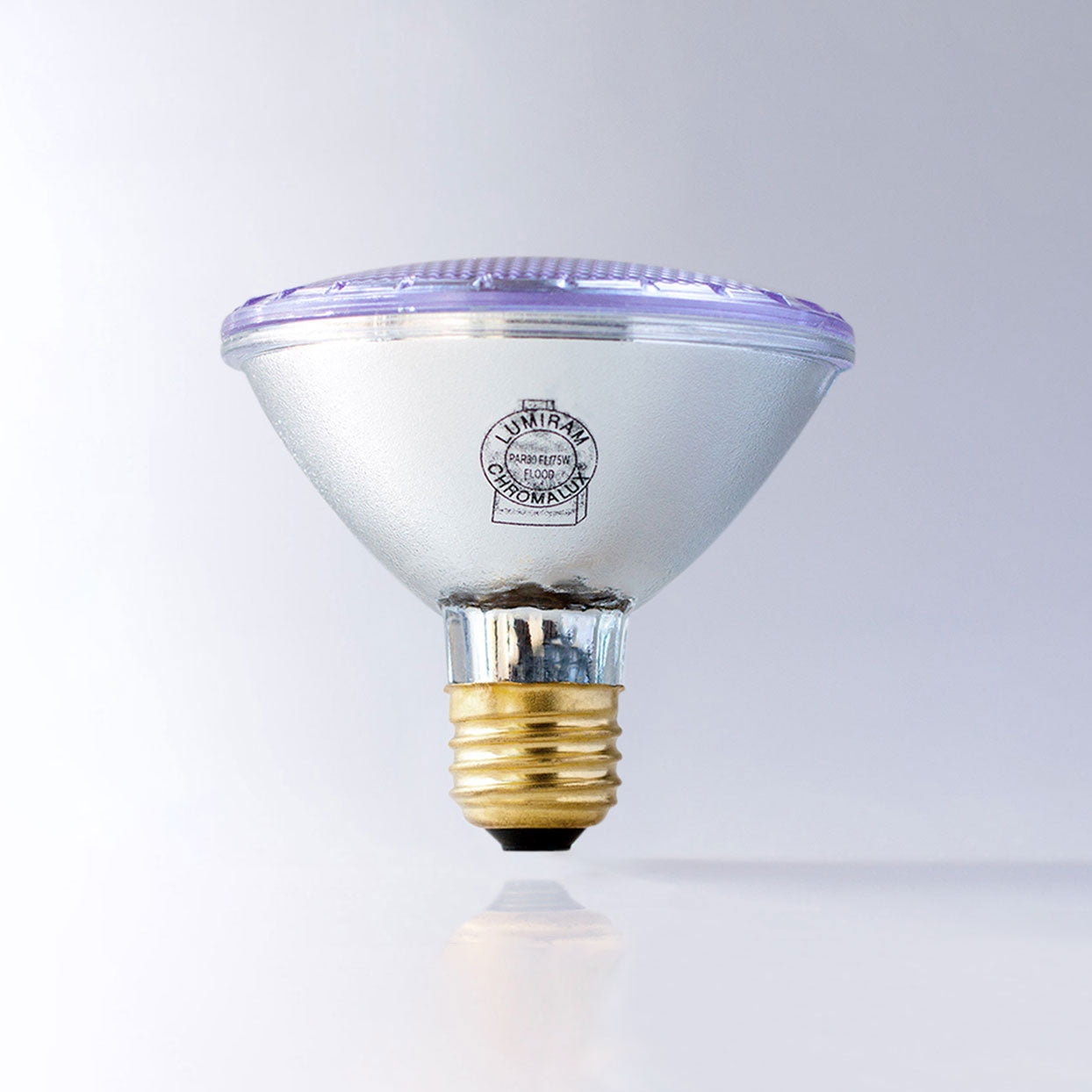 Difference between par 30 and par 38 sale bulbs