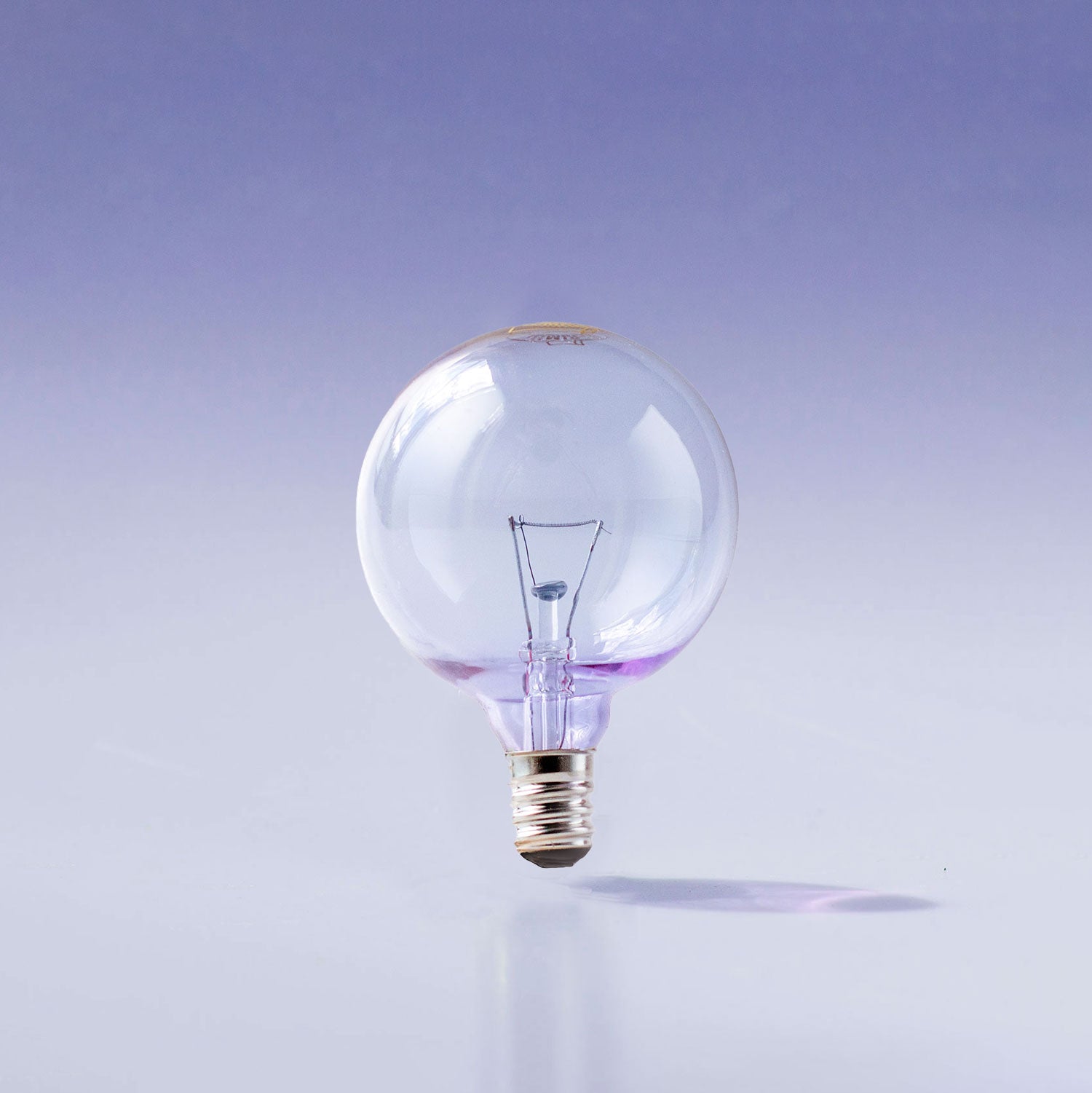 Chromalux-full-spectrum-light-